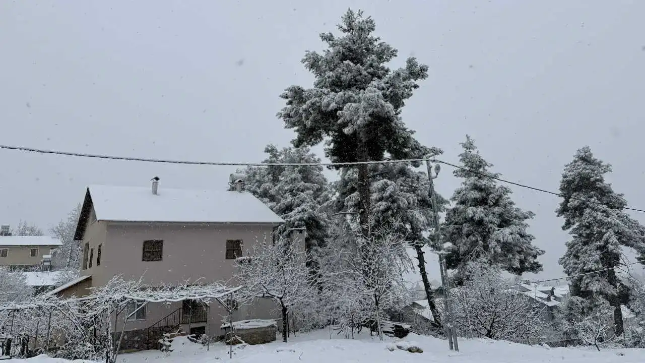 Mersin’in Zirvelerinde Kış Hüküm Sürüyor: Kar 15 Santimi Aştı! 2